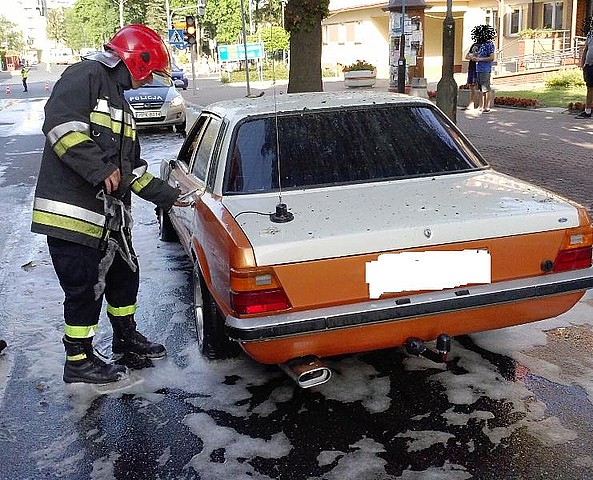 Samochód zapalił się podczas jazdy Brzozów w brzozów24