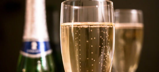 Hotel i Restauracja Bona zaprasza na szampańskiego sylwestra!